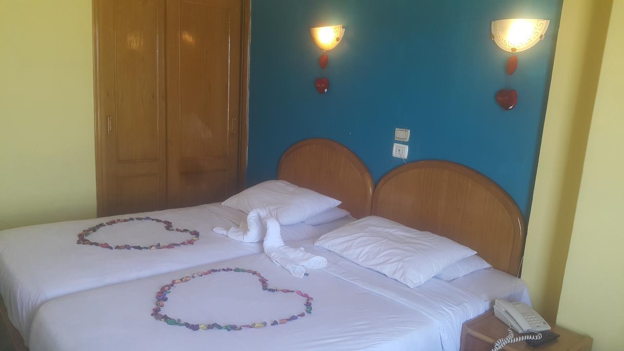 Royal Crown Hotel عائلات فقط İskenderiye Dış mekan fotoğraf
