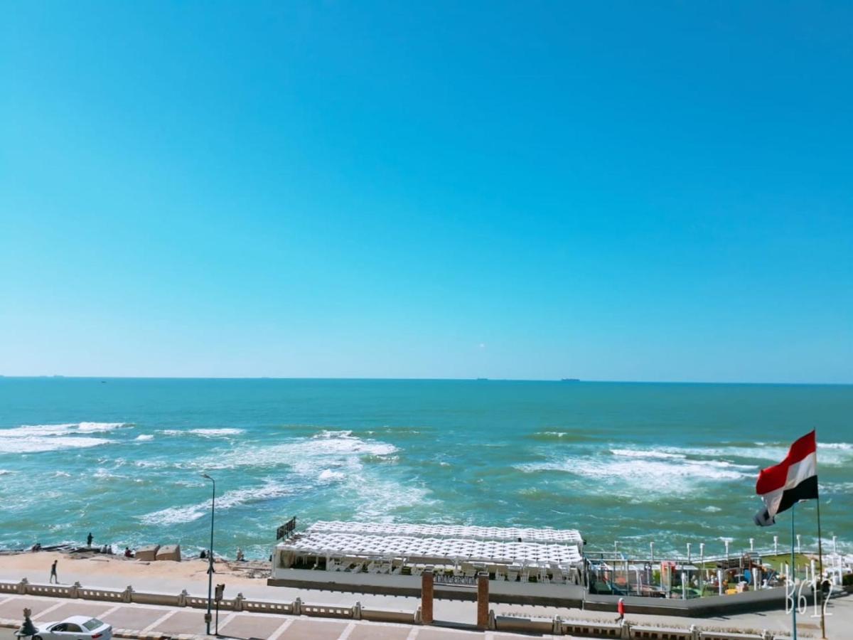 Royal Crown Hotel عائلات فقط İskenderiye Dış mekan fotoğraf